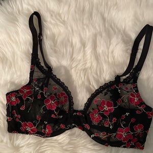 🎁 NWOT Myla London Black Red Floral Lace Embroidered Bra 32C